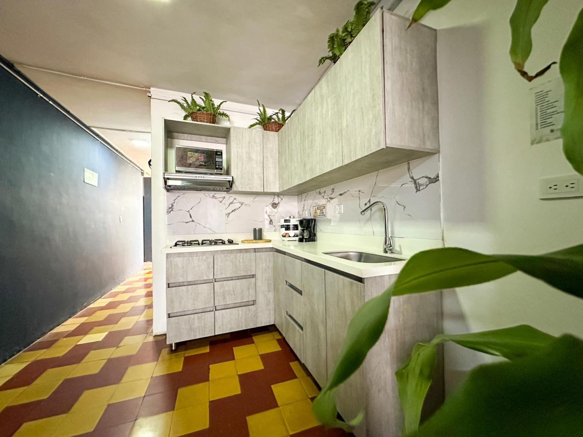 Casa Encanto, Apartamento - Habitaciones, Laureles-America ميديلين المظهر الخارجي الصورة